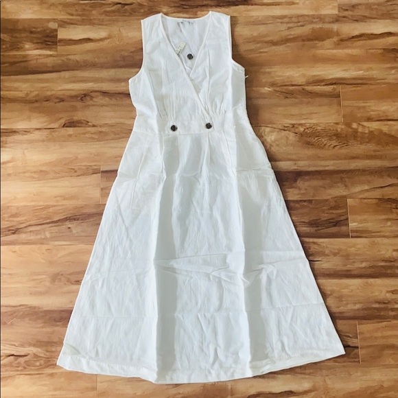 Madewell Button-Waist Wrap Midi Dress - Picture 2 of 16